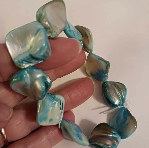 Set 2 - Blue Shell Bracelet & Blue Seahorse Necklace - Picture 11 of 13